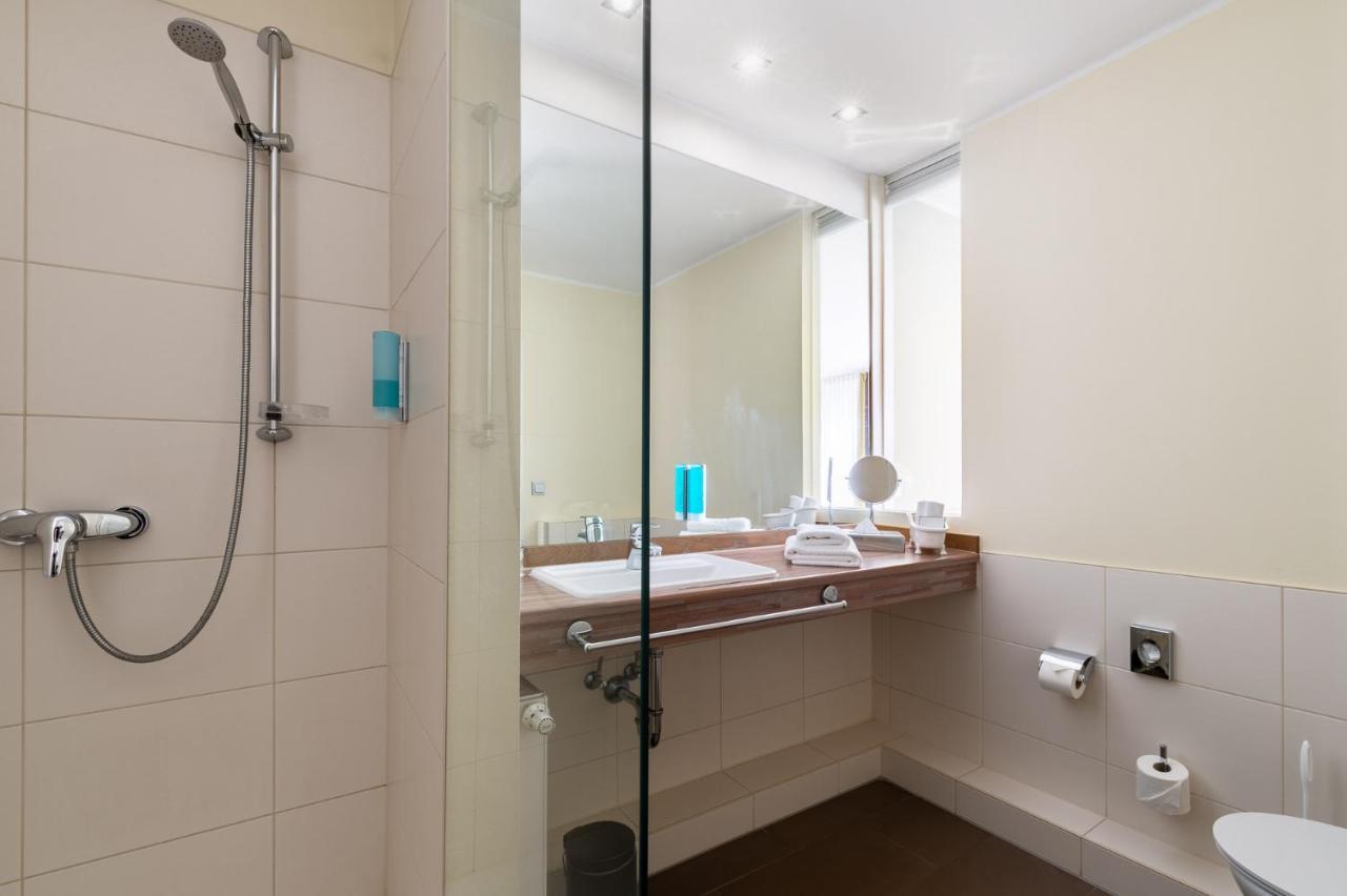 Hotel Am Schlosspark Garni Husum  Esterno foto