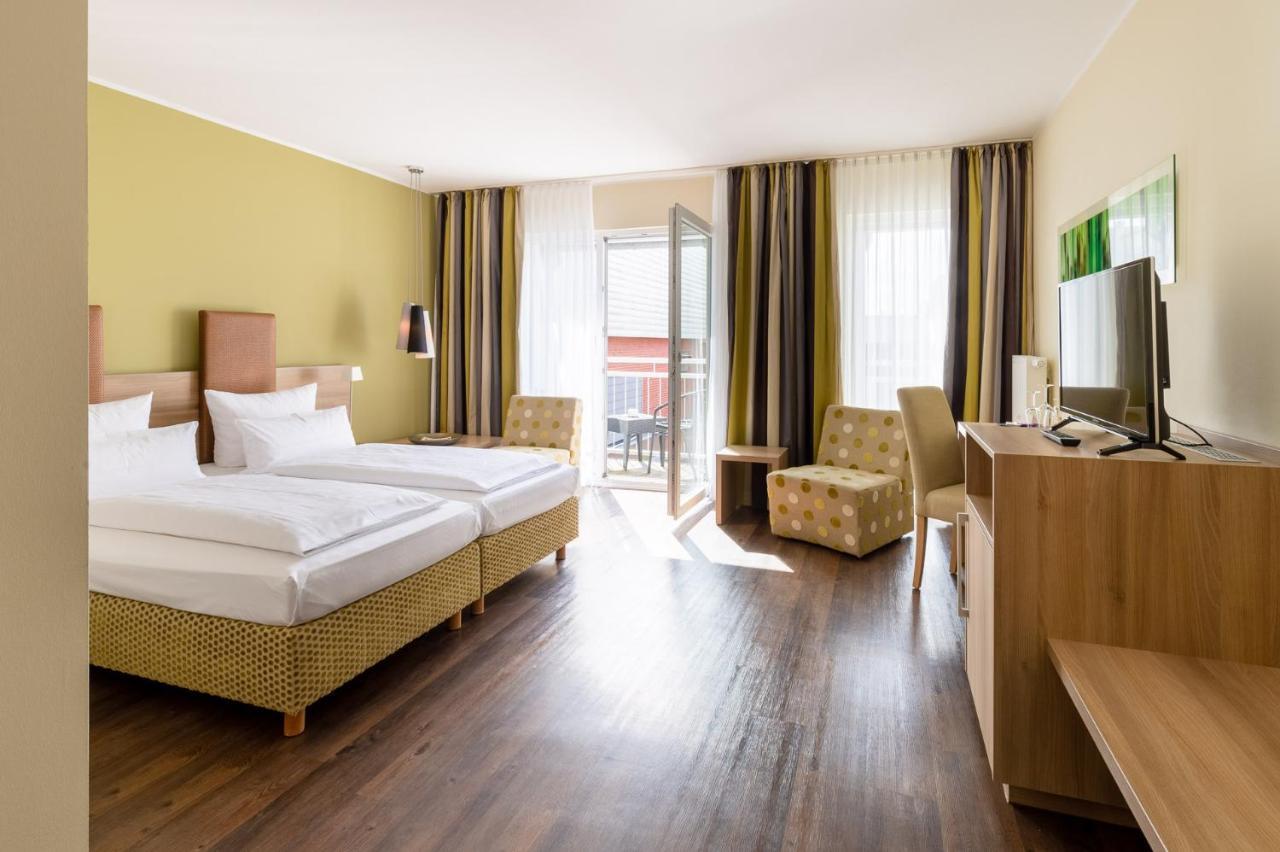 Hotel Am Schlosspark Garni Husum  Esterno foto
