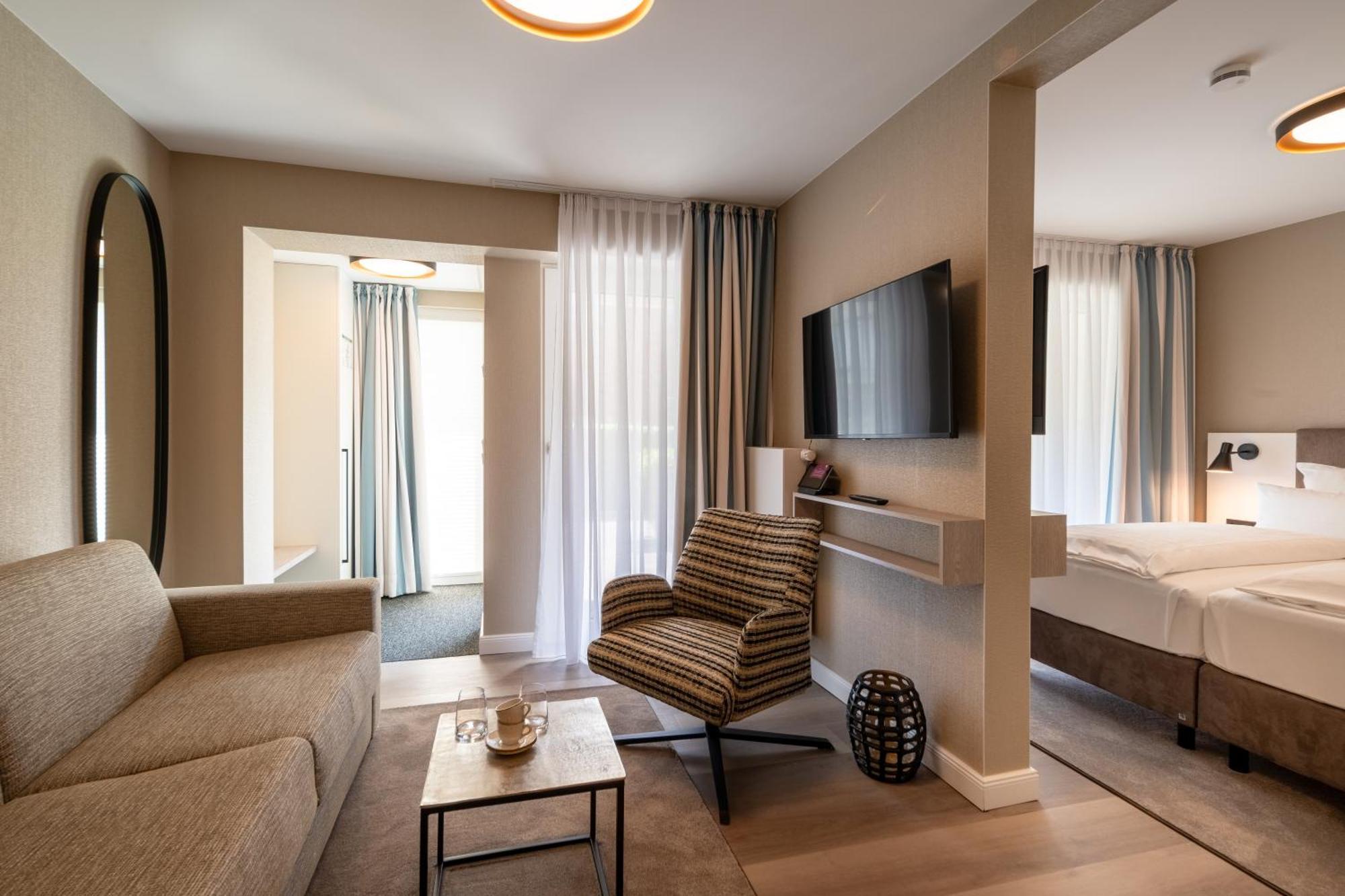 Hotel Am Schlosspark Garni Husum  Esterno foto