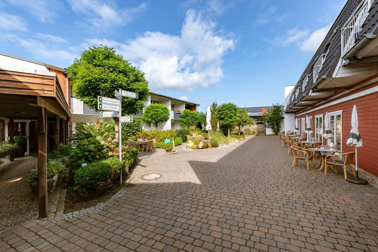 Hotel Am Schlosspark Garni Husum  Esterno foto